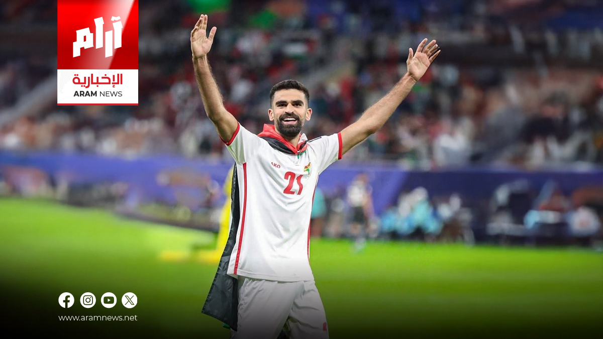 اللاعب الأردني نزار الرشدان بين عرضي الزوراء العراقي والفيصلي السعودي