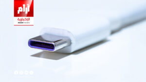 لماذا تعتمد بعض الشركات اللون البنفسجي في منافذ USB-C؟