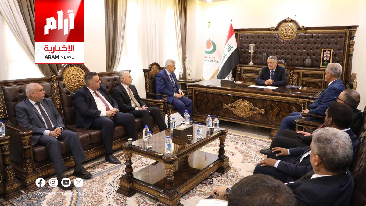 وزير النفط يعلن تخصيص أكثر من 18 ألف قطعة أرض للعاملين في البصرة