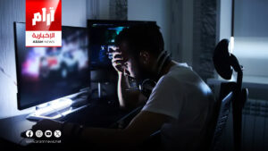 الإفراط في ألعاب الكمبيوتر يرتبط باضطرابات النوم والسمنة لدى الشباب