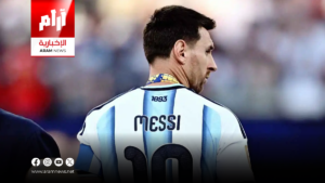 بعد اعتزال ميسي.. من سيرث القميص رقم 10 في منتخب الأرجنتين؟